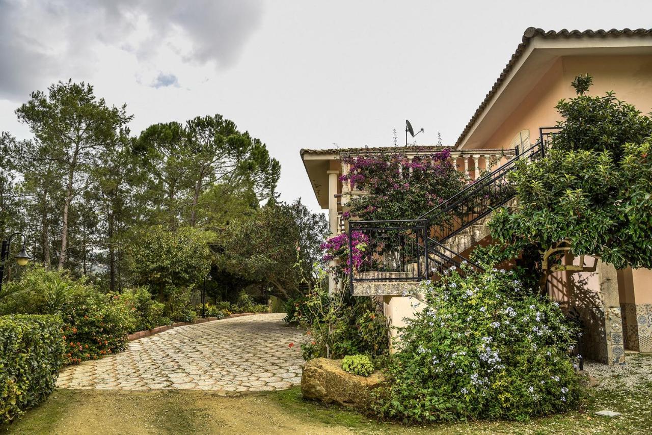 Agriresort Villa Bentivoglio Piazza Armerina Exterior foto